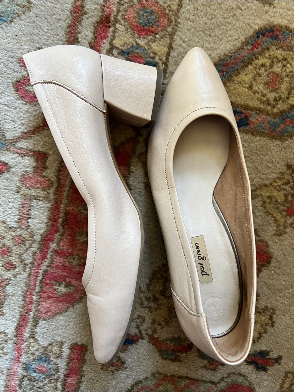 Paul Green Soft Blush Leather Block Heel Pumps